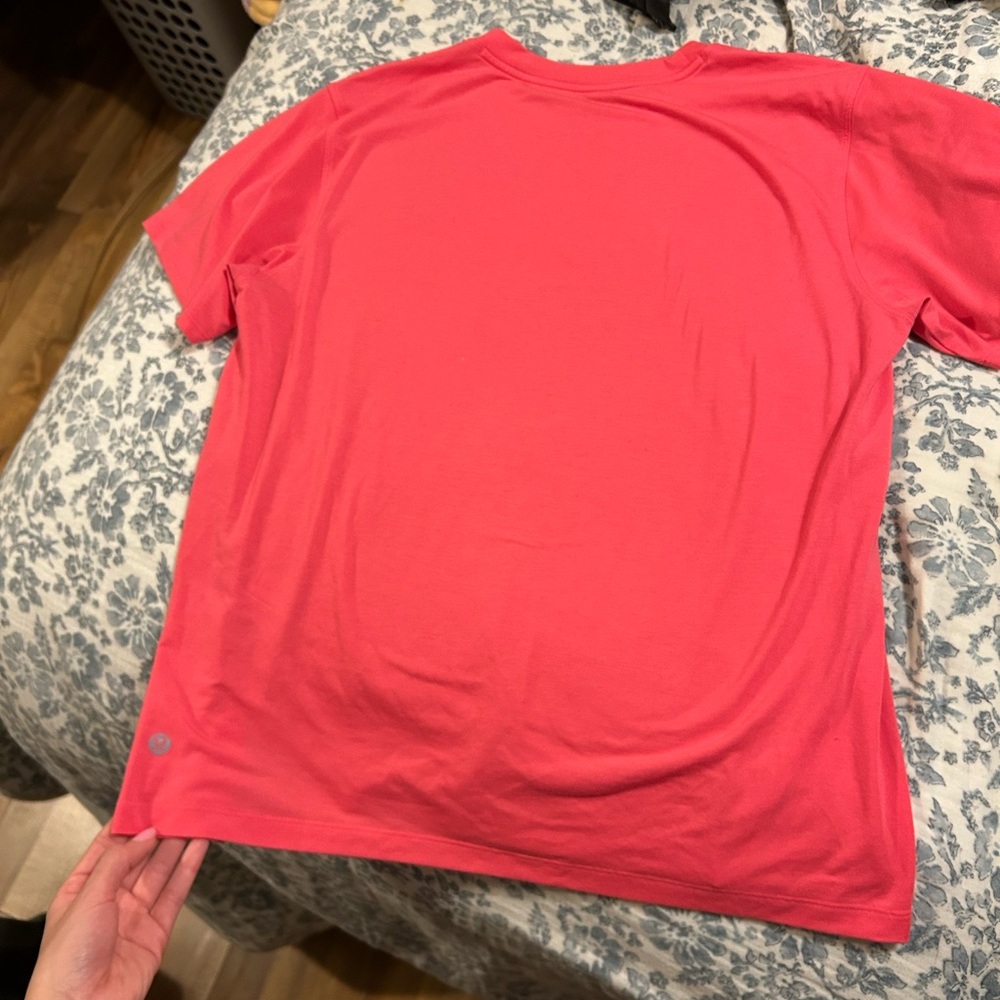 lululemon athletica Coral Short Sleeve Tee